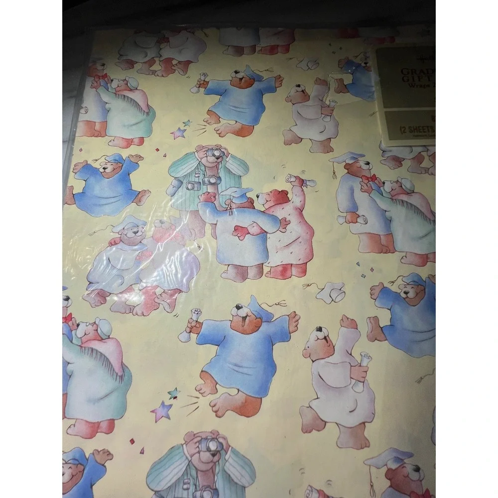 VTG Hallmark Graduation Gift Wrap Bears 85 Sq Ft 2 Sheets 20x20 Inch New‎